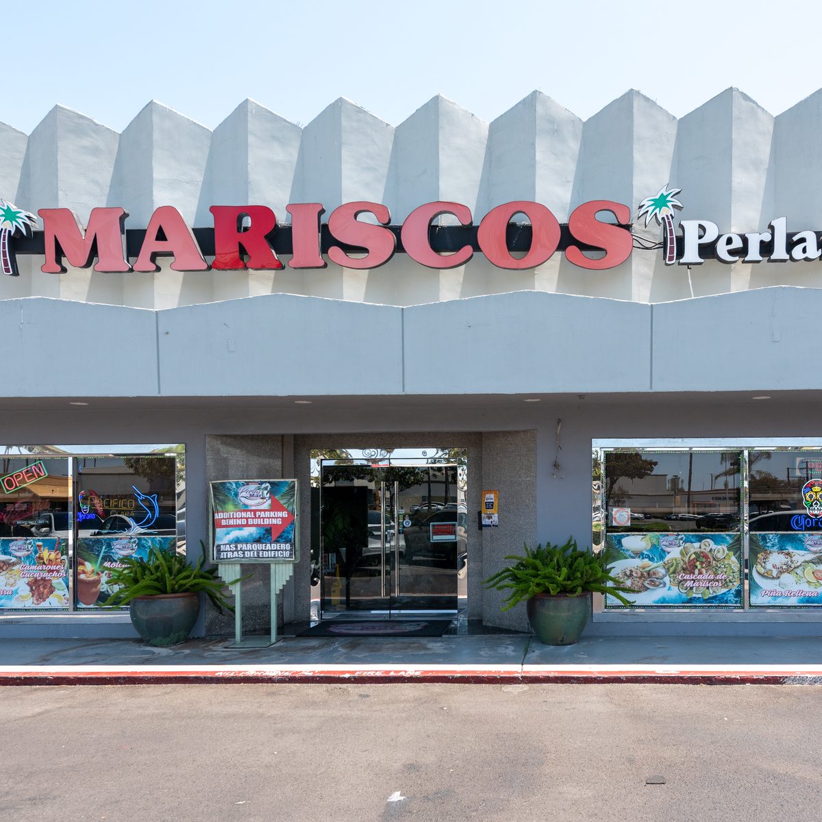Welcome To Mariscos Perlas Del Mar Mexican & Seafood Restaurant